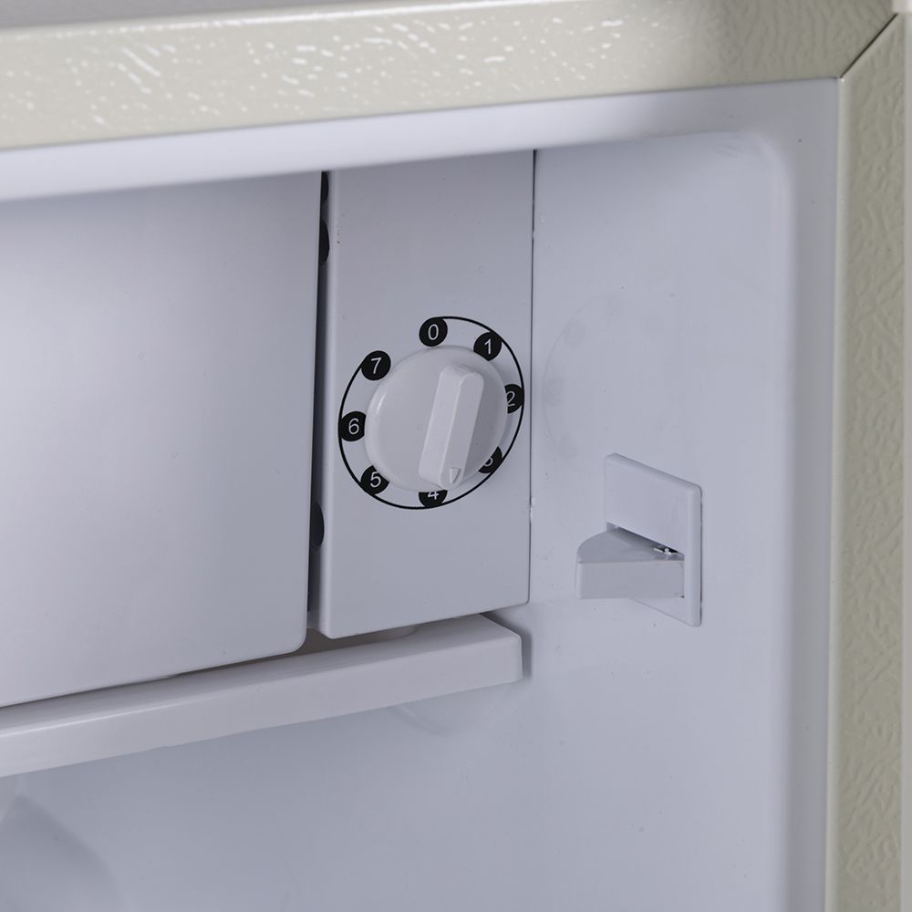 FRIGORIFERO RETRO ROSSO 100 LITRI   CLASSE E  CON MONOPORTA